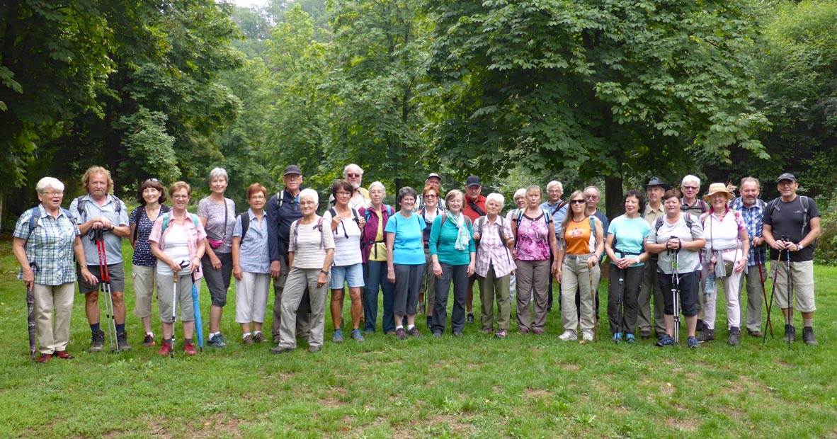 004 Die Wandergruppe im Naturschutzgebiet Nettetal 